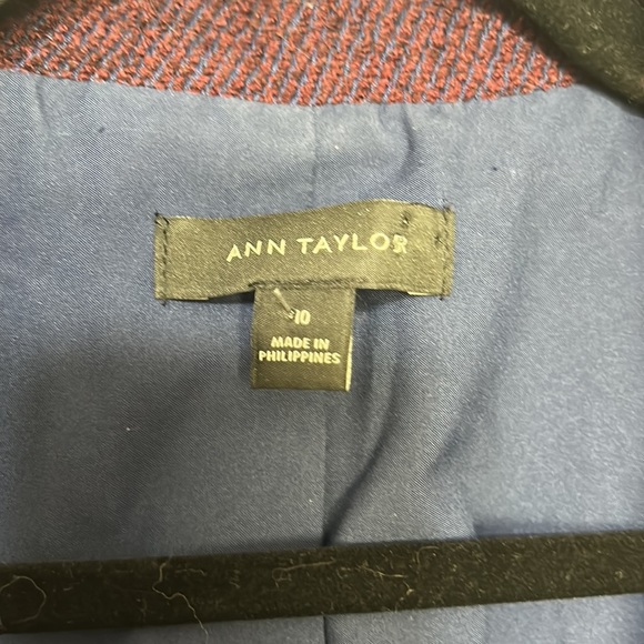 Ann Taylor Burgundy Blazer with Navy Blue Trim - Picture 3 of 6